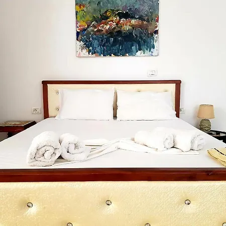 Aira Apartment Химара Экстерьер фото
