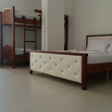 Aira Apartment Химара Экстерьер фото