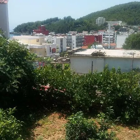 Aira Apartment Химара Экстерьер фото
