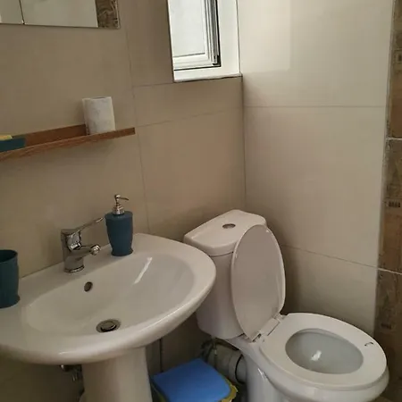 Aira Apartment Химара Экстерьер фото