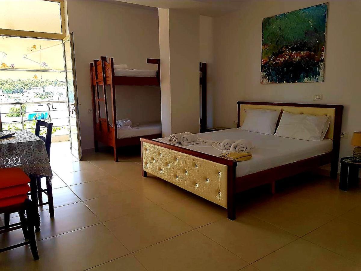 Aira Apartment *